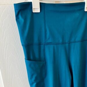 NWT - All In Motion 7/8 Legging